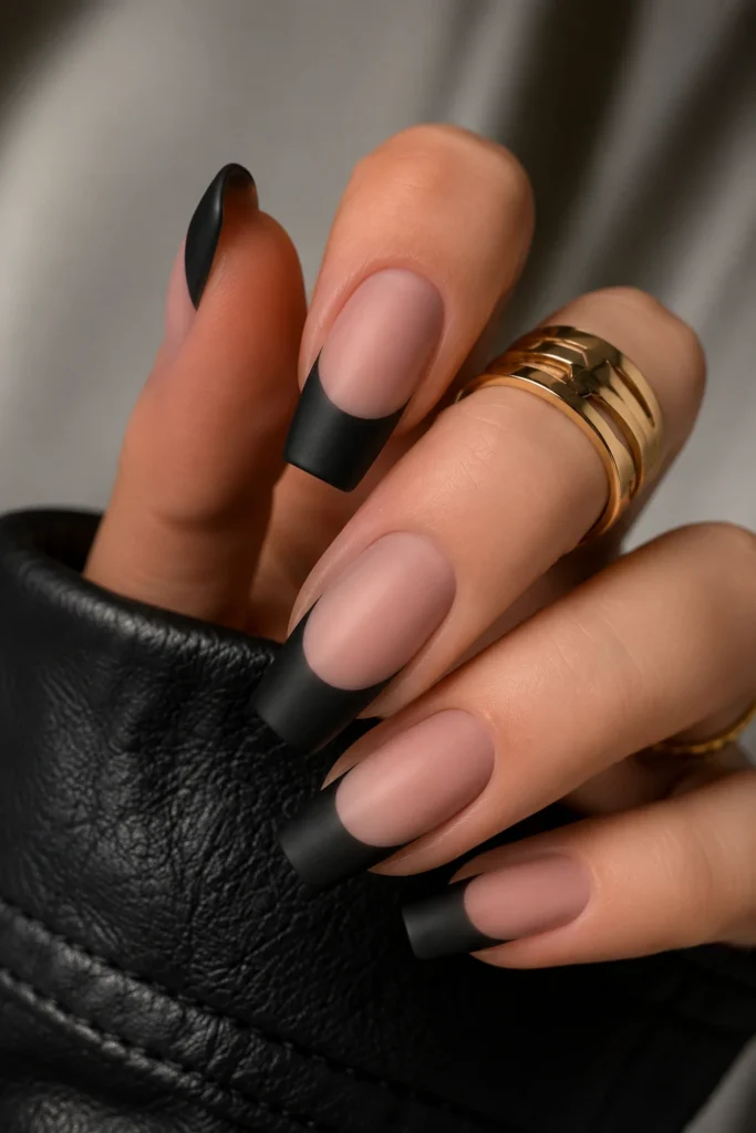 Black French Tip Nails